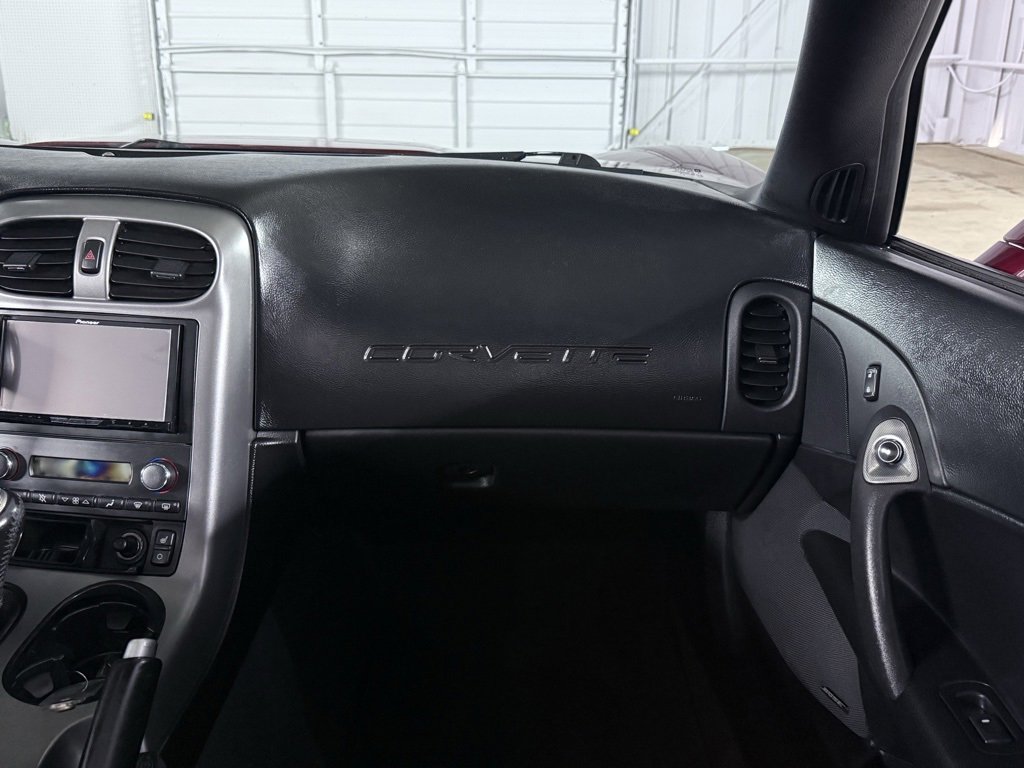 Used 2006 Chevrolet Corvette Convertible w/ Preferred Equipment Group image 45