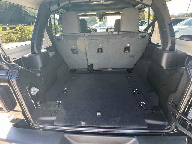 New 2026 Jeep Wrangler Unlimited Sport AWD/4WD image 24