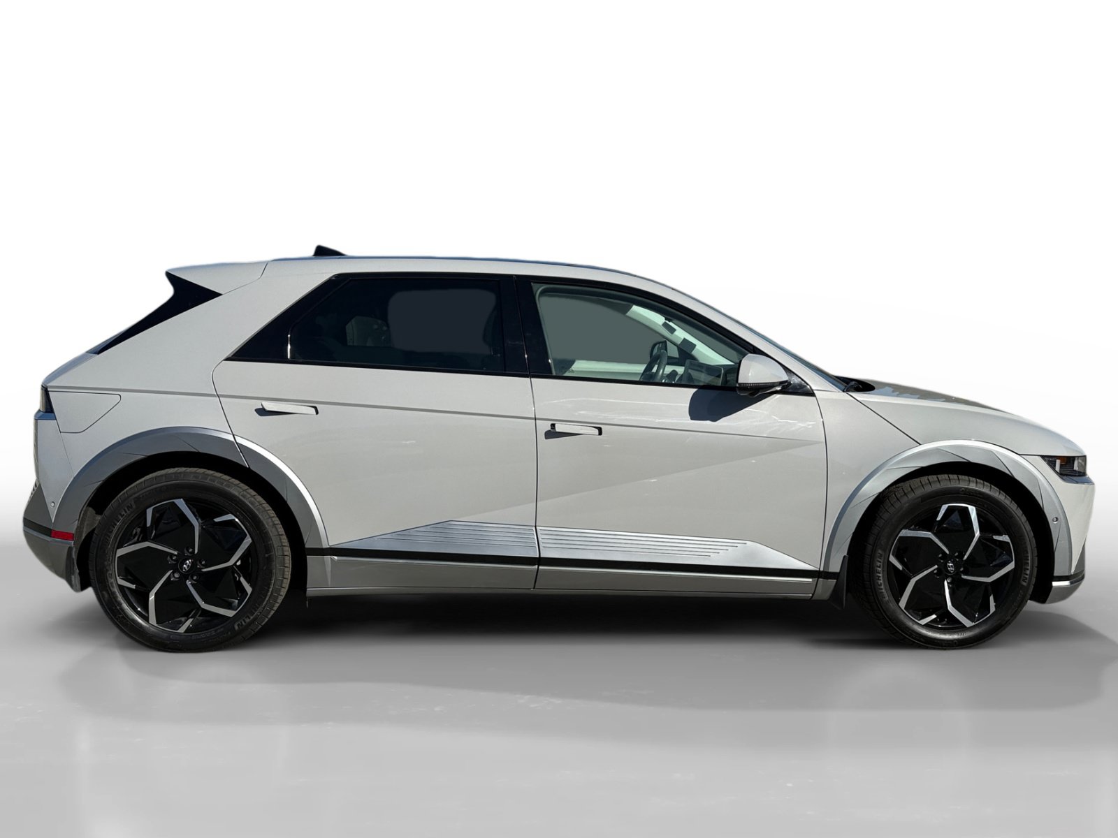 Certified 2024 Hyundai Ioniq 5 Limited RWD image 6