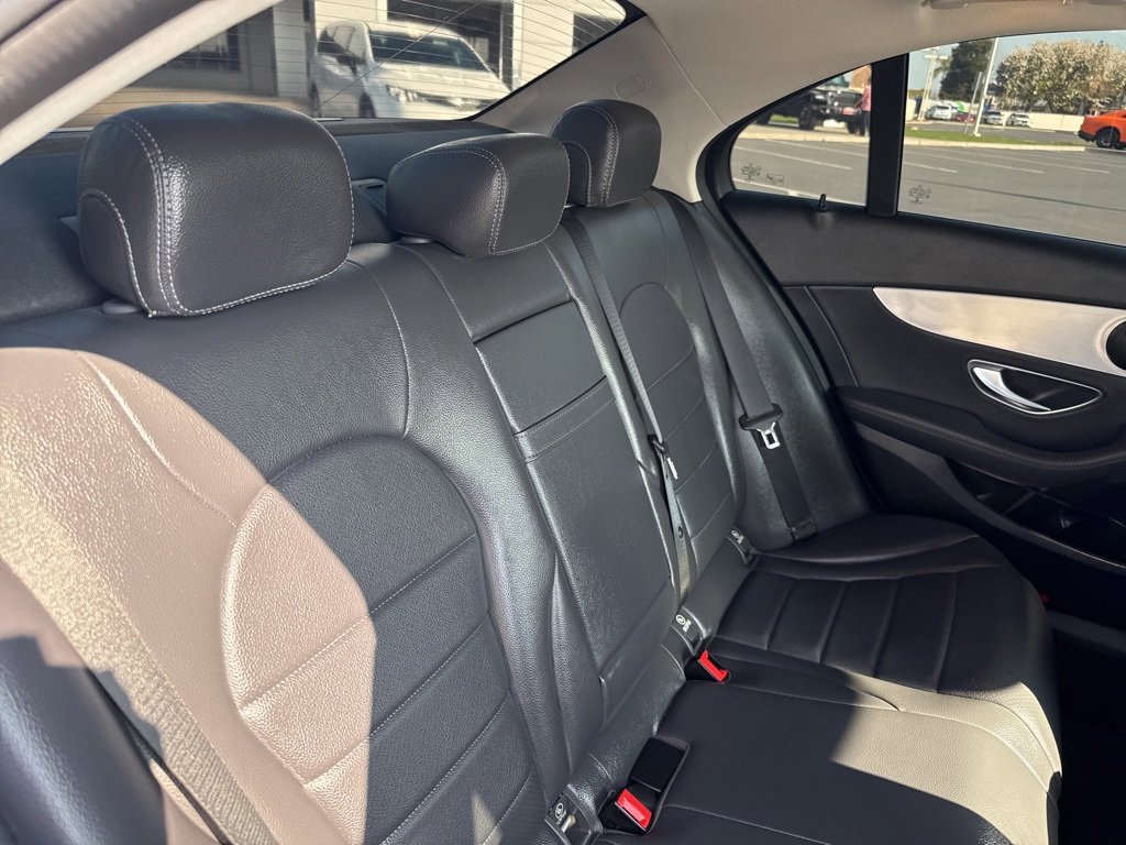 Used 2019 Mercedes-Benz C 300 Sedan image 14
