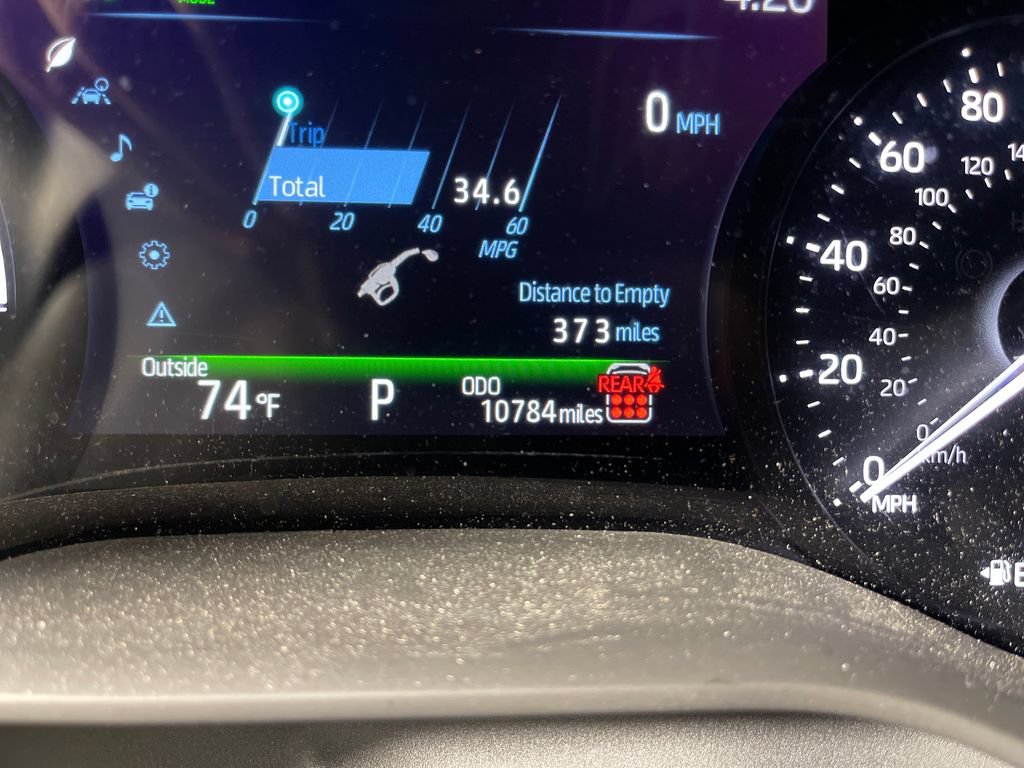 Used 2025 Toyota Sienna LE w/ LE Plus Package FWD image 21
