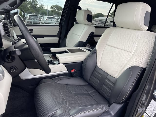 Used 2024 Toyota Sequoia Capstone AWD/4WD image 26