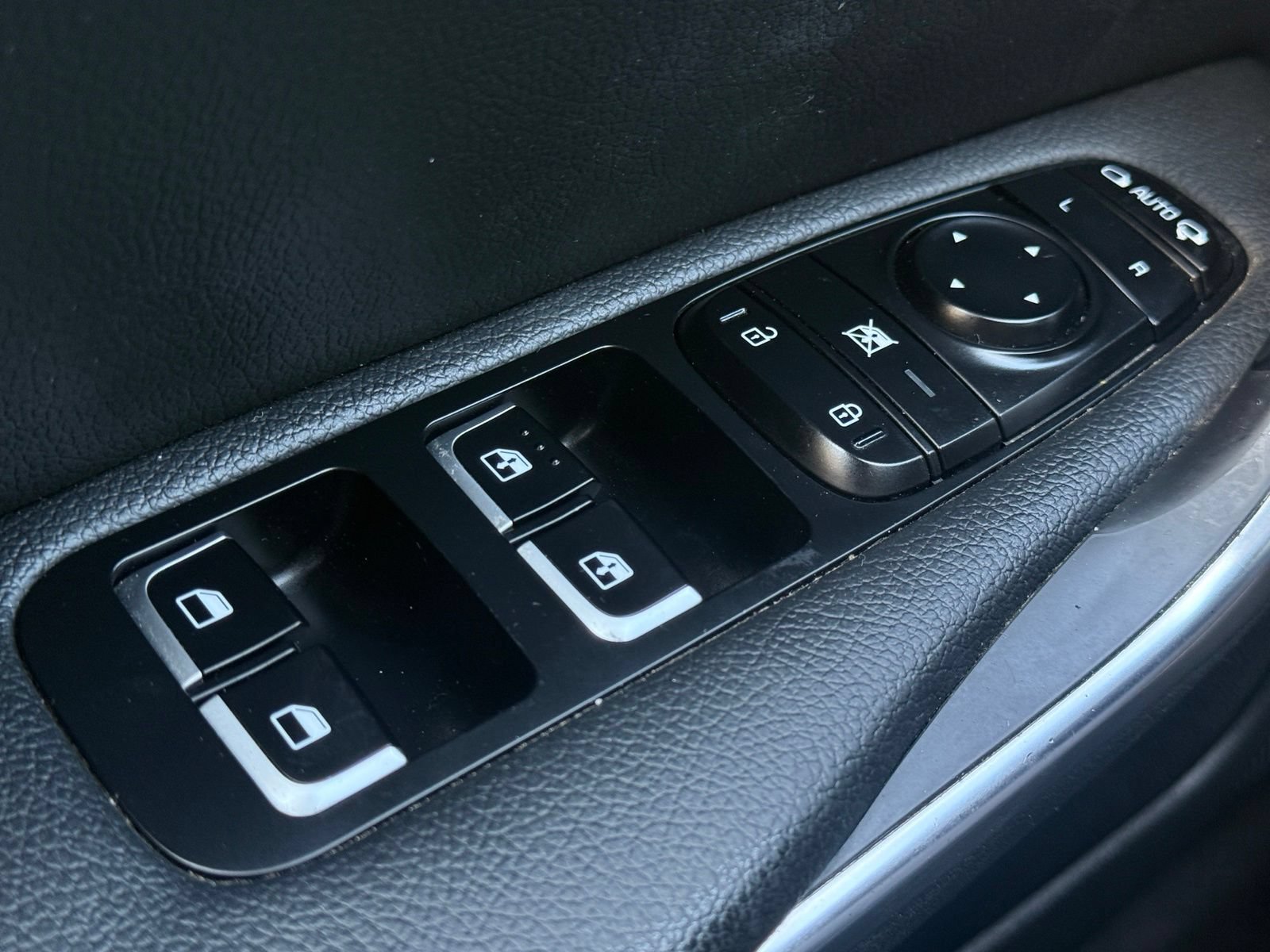 Used 2020 Kia Stinger GT RWD image 32