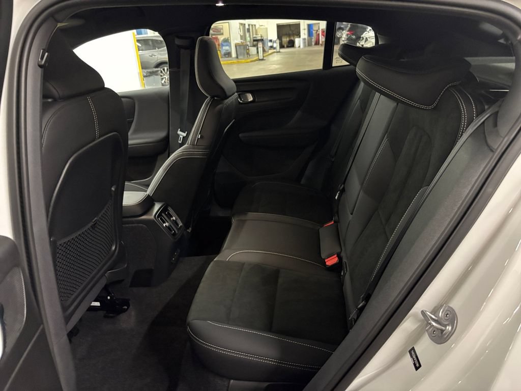 Certified 2023 Volvo C40 P8 Recharge Ultimate AWD/4WD image 14
