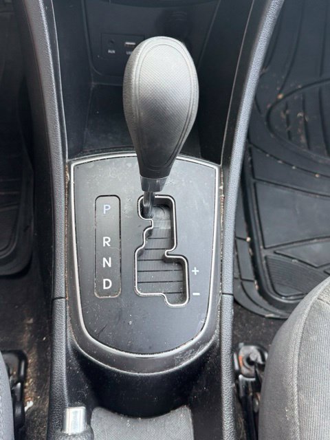 Used 2016 Hyundai Accent SE FWD image 21