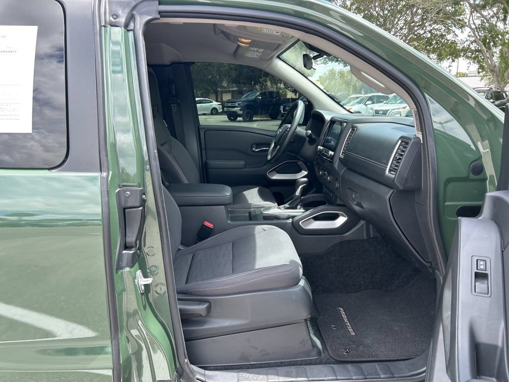 Certified 2024 Nissan Frontier SV w/ SV Convenience Package RWD image 44