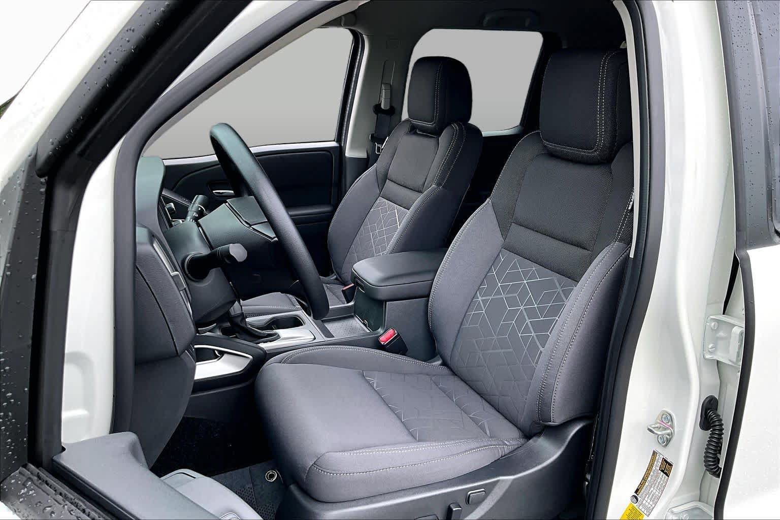 New 2026 Nissan Frontier SV RWD image 9