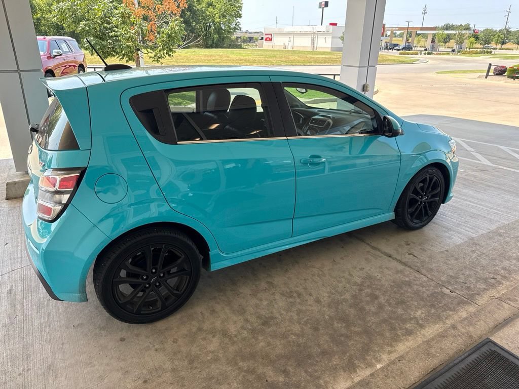 Used 2020 Chevrolet Sonic Premier w/ Driver Confidence Package FWD image 4