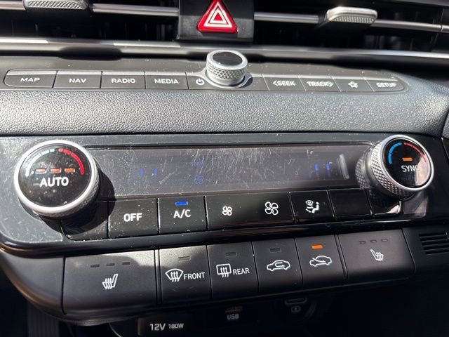 Used 2023 Hyundai Elantra SEL w/ Convenience Package FWD image 16