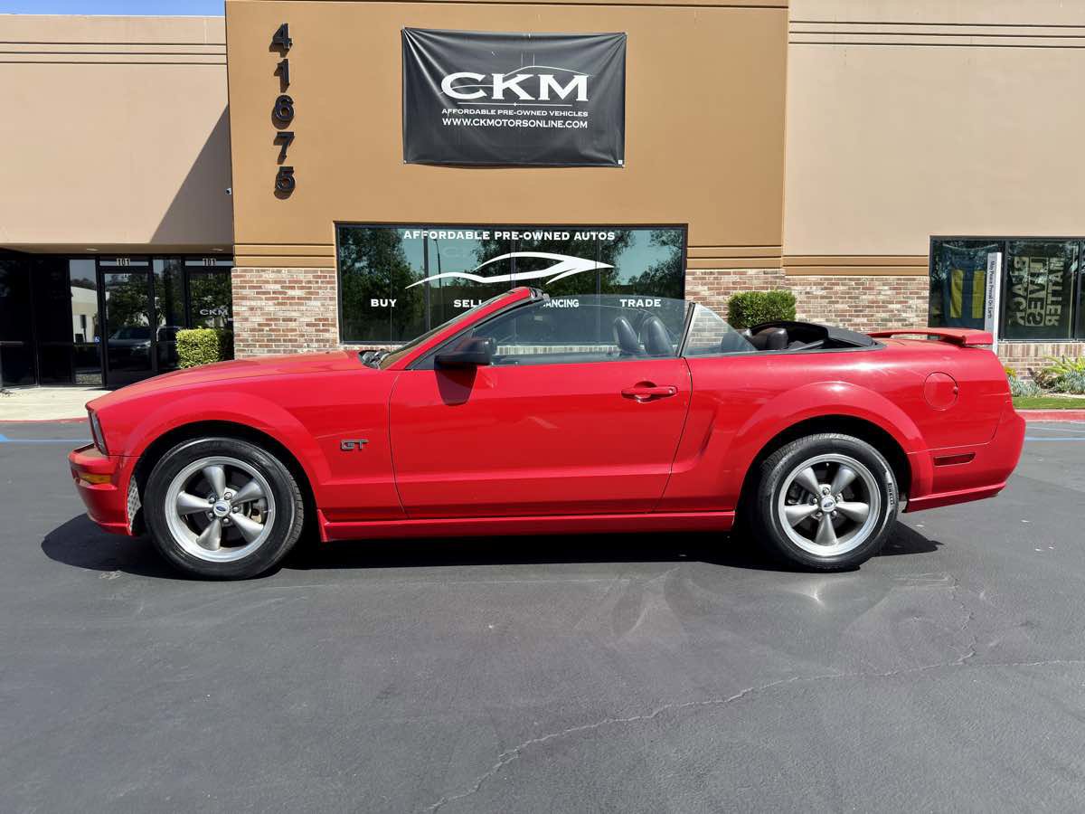 Used 2005 Ford Mustang GT image 26