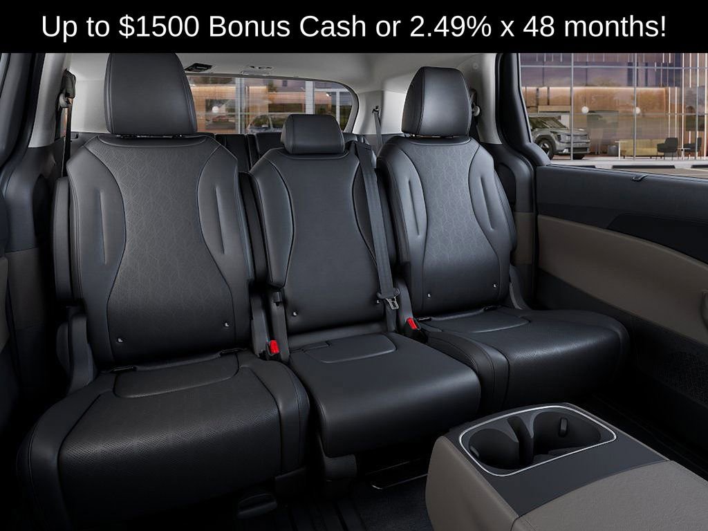 New 2026 Kia Carnival EX image 16