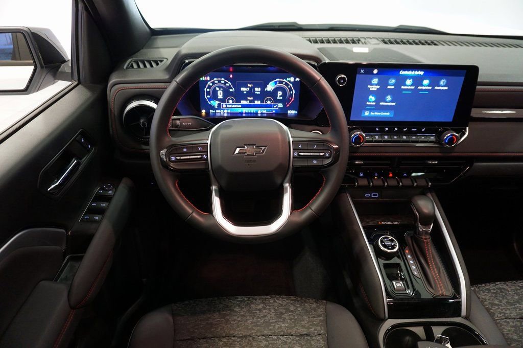 Used 2024 Chevrolet Colorado Z71 w/ Z71 Convenience Package 2 image 12