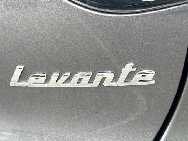 Used 2023 Maserati Levante GT AWD/4WD image 11