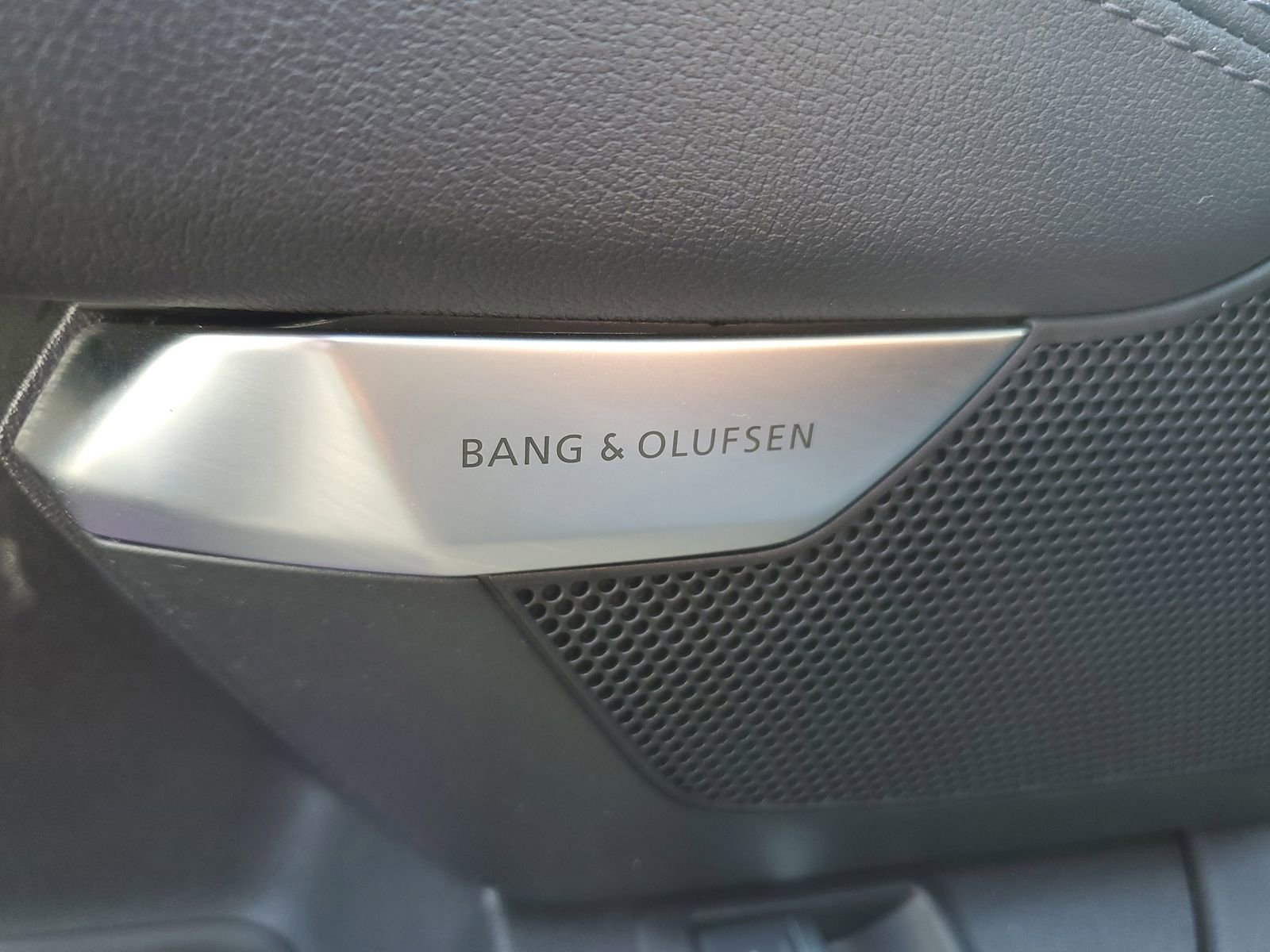 Used 2023 Audi e-tron GT Premium Plus w/ Executive Package image 22