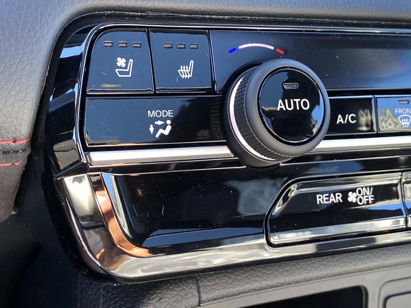 New 2026 Honda Pilot Black Edition image 16
