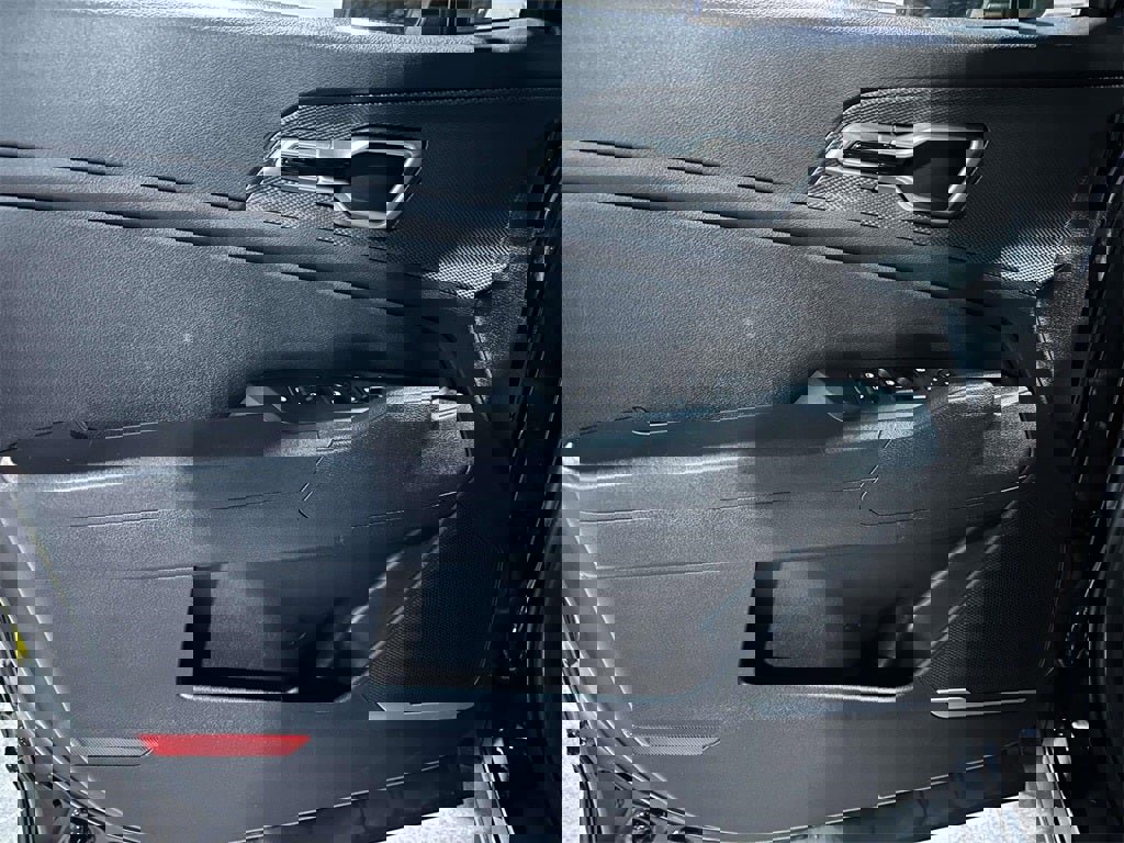 Used 2023 Kia Sportage LX image 16