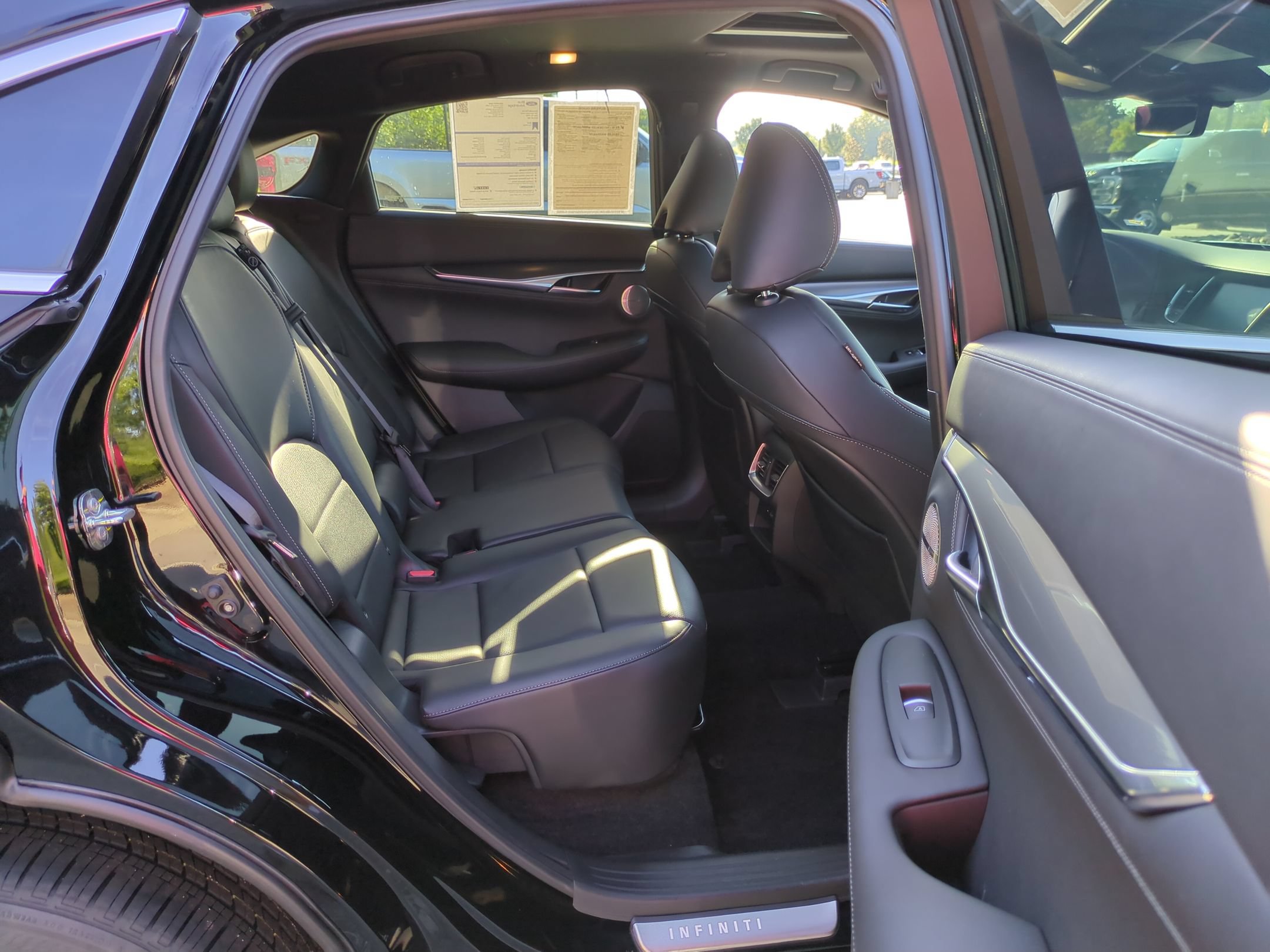 Used 2025 INFINITI QX55 Essential AWD/4WD image 42