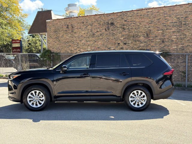 Used 2024 Toyota Grand Highlander AWD image 8