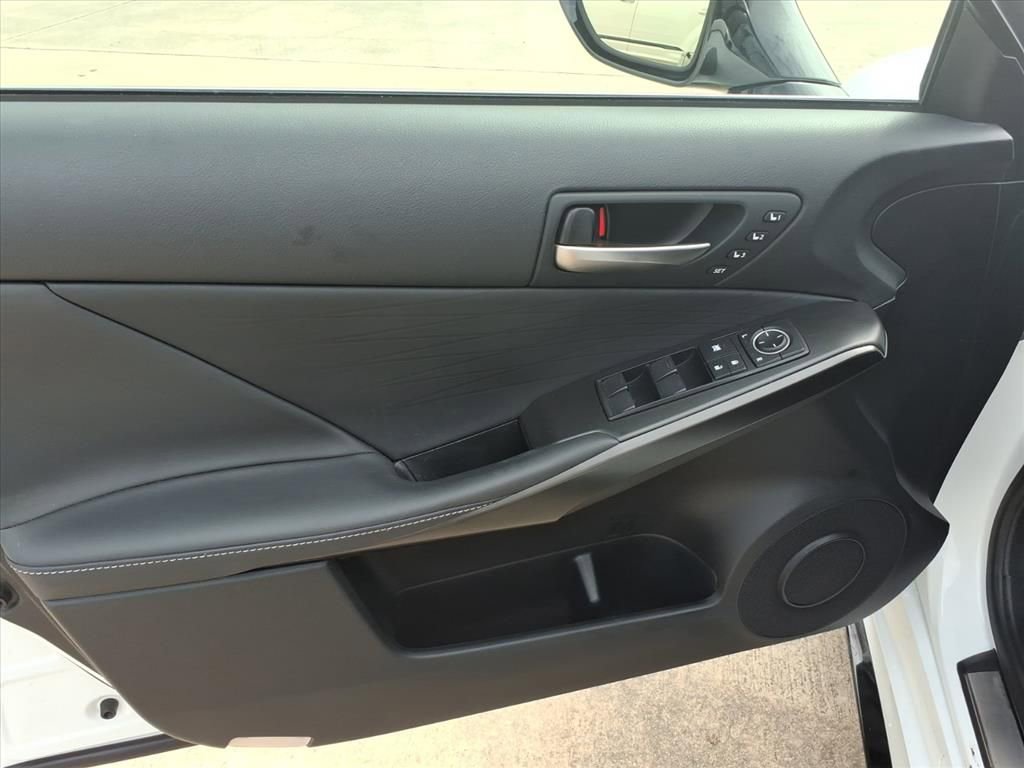 Used 2023 Lexus IS 350 F Sport w/ Navigation Package image 16