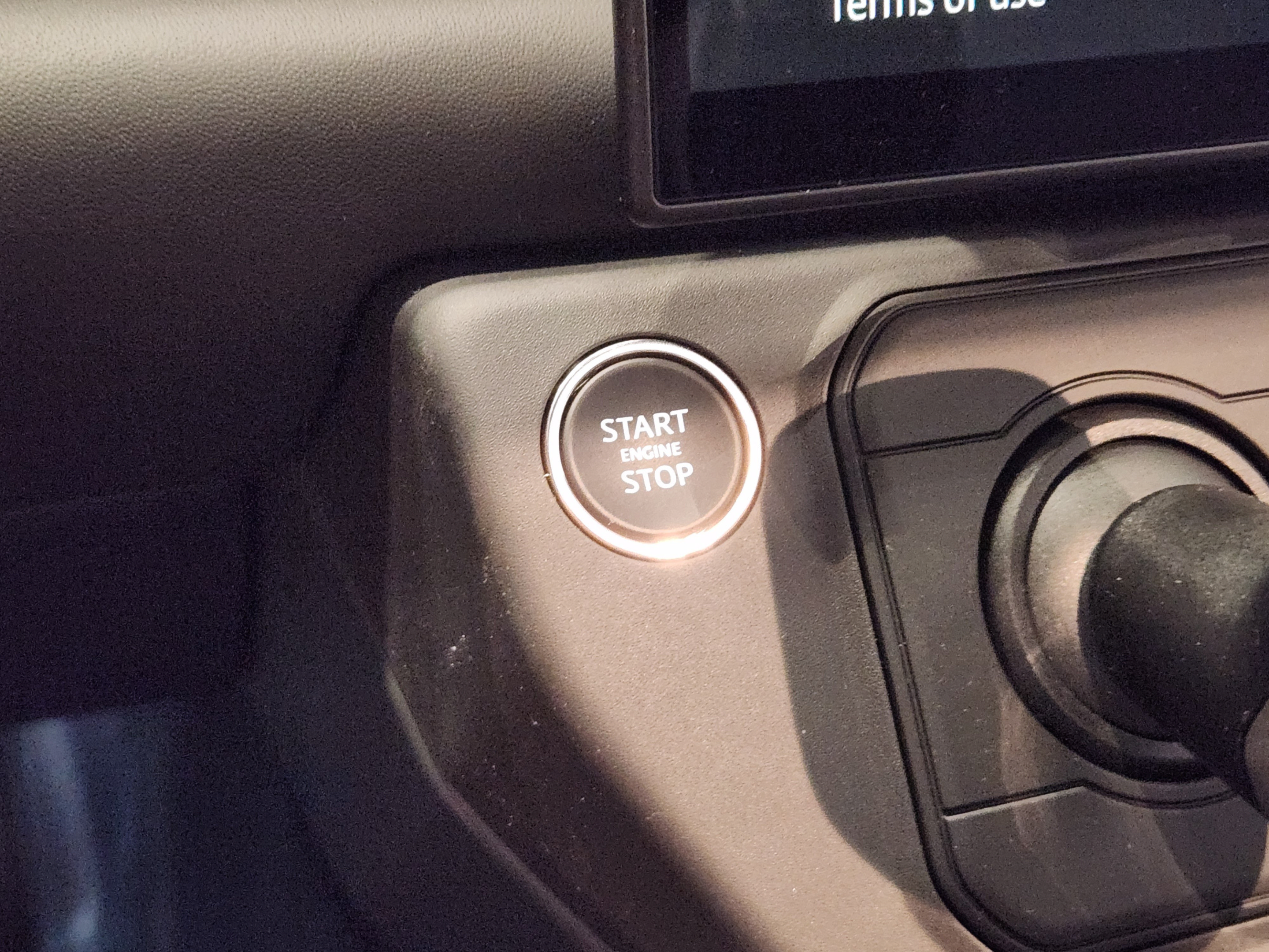 New 2026 Land Rover Defender 90 X-Dynamic SE AWD/4WD image 17