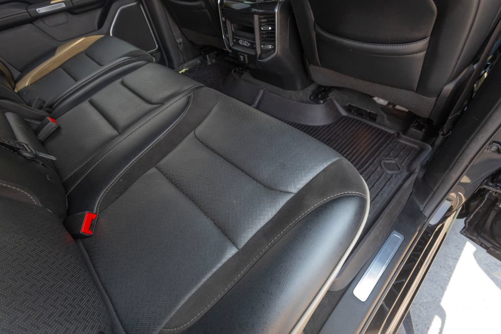 Used 2019 RAM 1500 Laramie AWD/4WD image 55