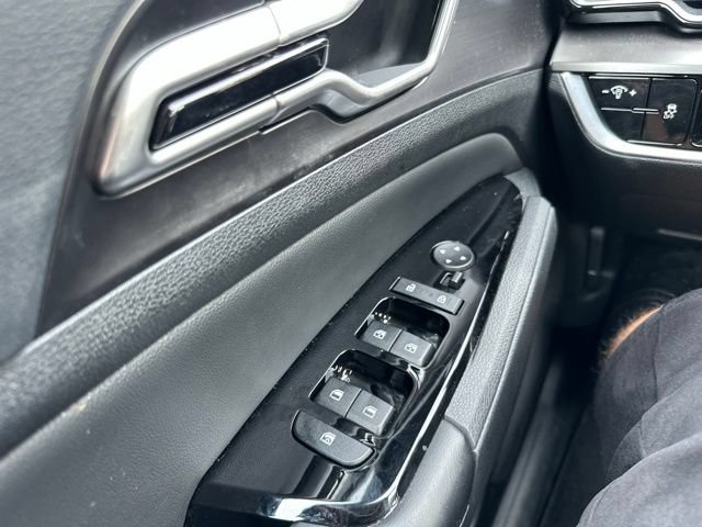 Certified 2024 Kia Sportage EX AWD/4WD image 40