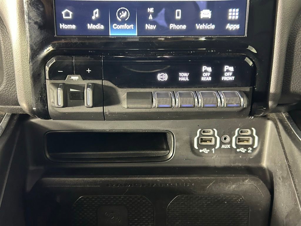 Used 2022 RAM 3500 Laramie AWD/4WD image 23