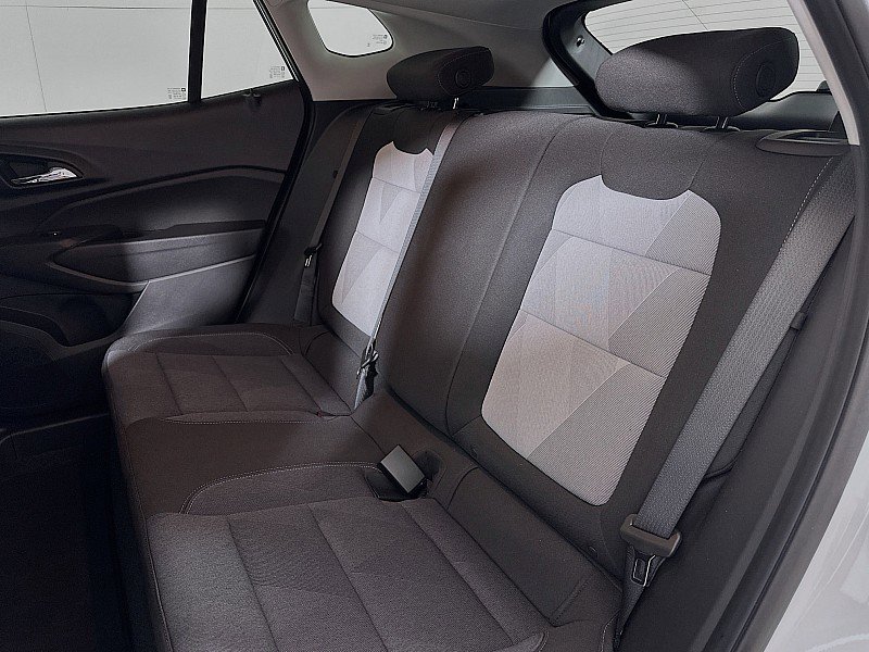 Used 2024 Chevrolet Trax LS w/ LS Convenience Package image 20