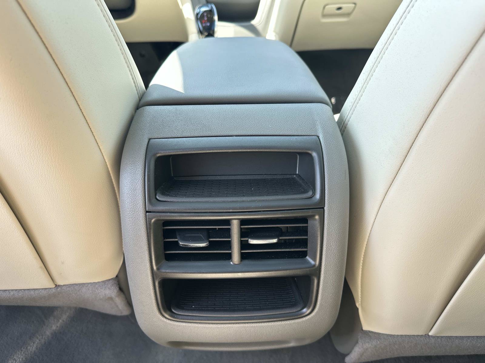 Certified 2024 Cadillac XT5 Premium Luxury AWD/4WD image 14