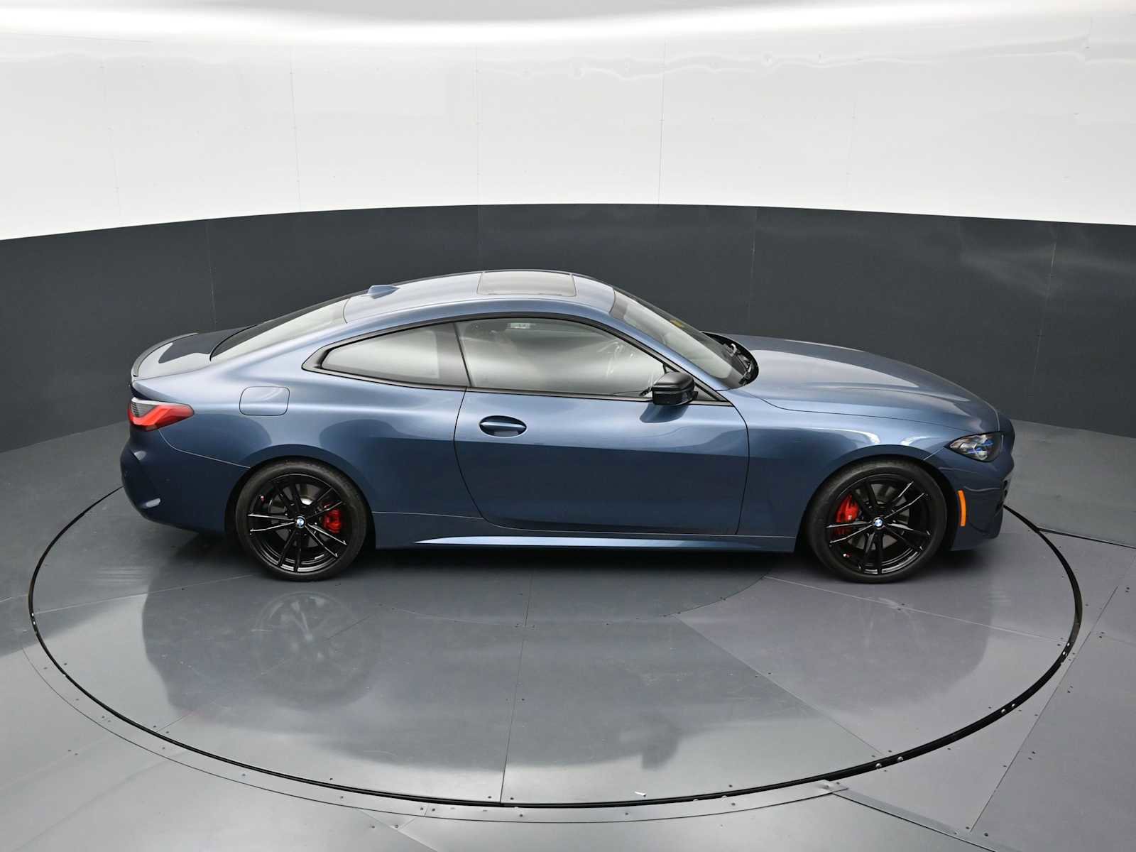 Used 2024 BMW 430i Coupe w/ M Sport Package RWD image 20
