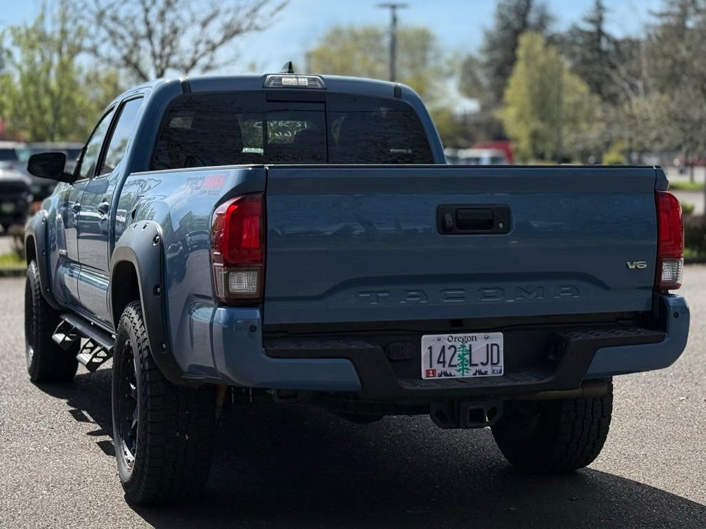 Used 2019 Toyota Tacoma TRD Off-Road w/ TRD Premium Off Road Package image 3
