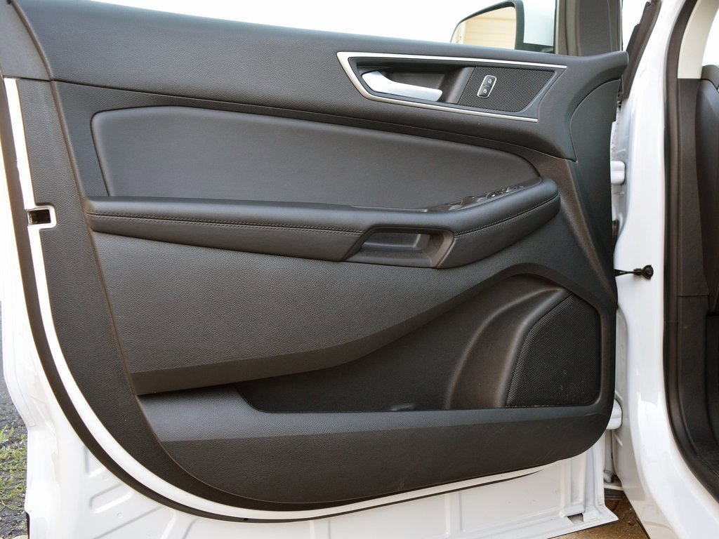 Used 2024 Ford Edge SEL image 28