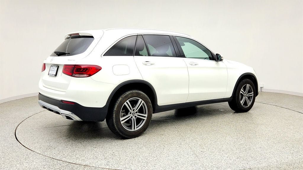 Used 2020 Mercedes-Benz GLC 300 4MATIC image 5