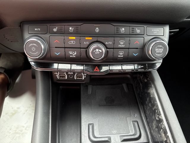 Used 2024 Dodge Durango R/T AWD/4WD image 18