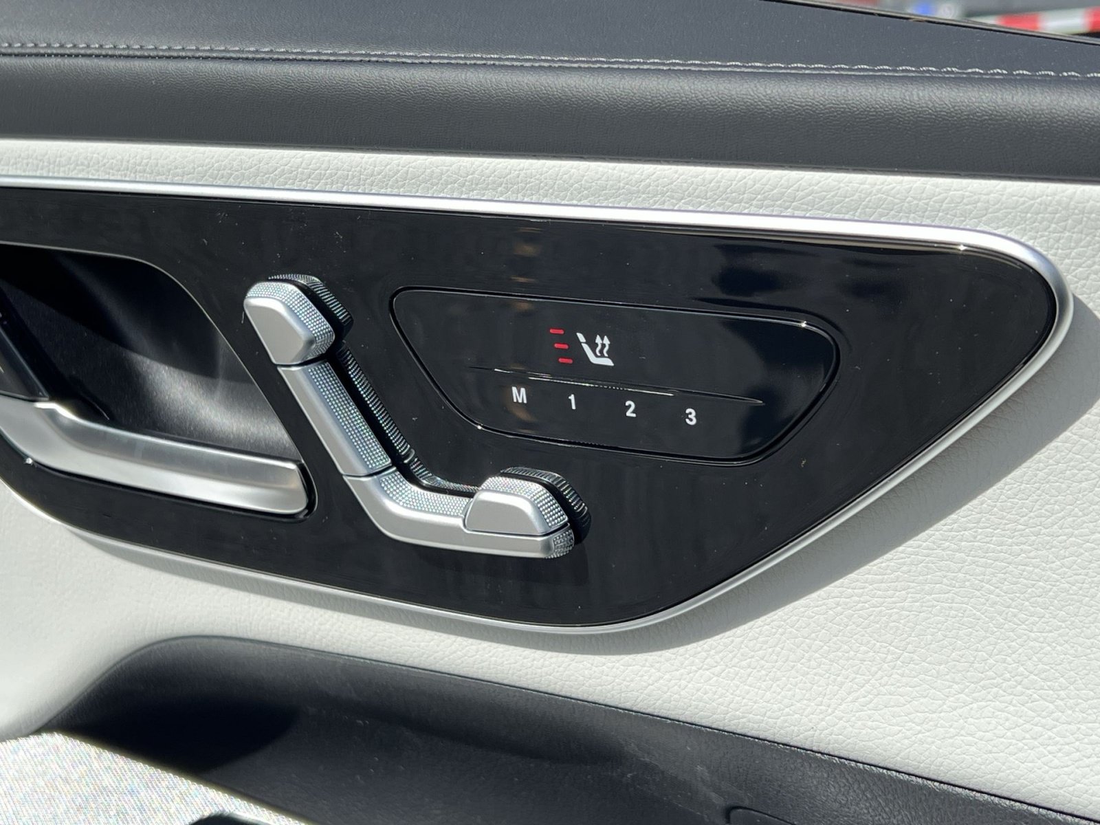 New 2027 Mercedes-Benz GLC 300 4MATIC image 40