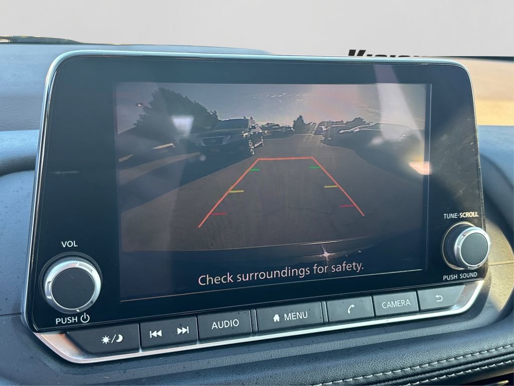 Used 2023 Nissan Rogue S image 26