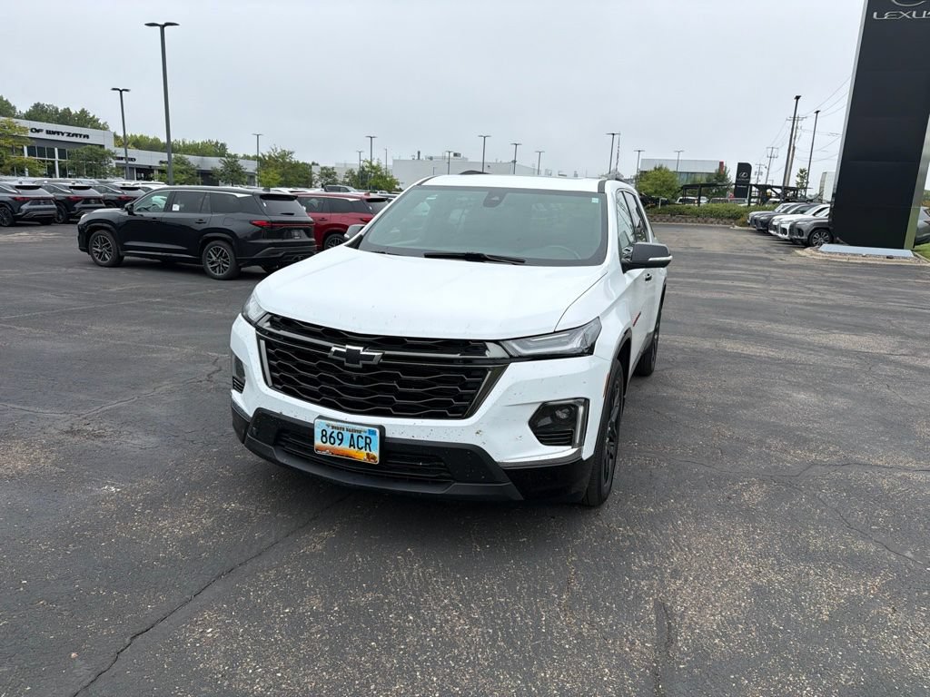 Used 2022 Chevrolet Traverse Premier w/ Redline Edition AWD/4WD image 12