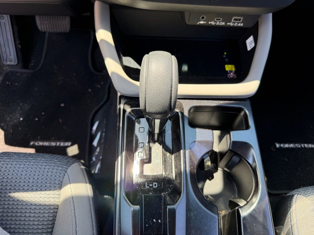Used 2026 Subaru Forester Premium image 30