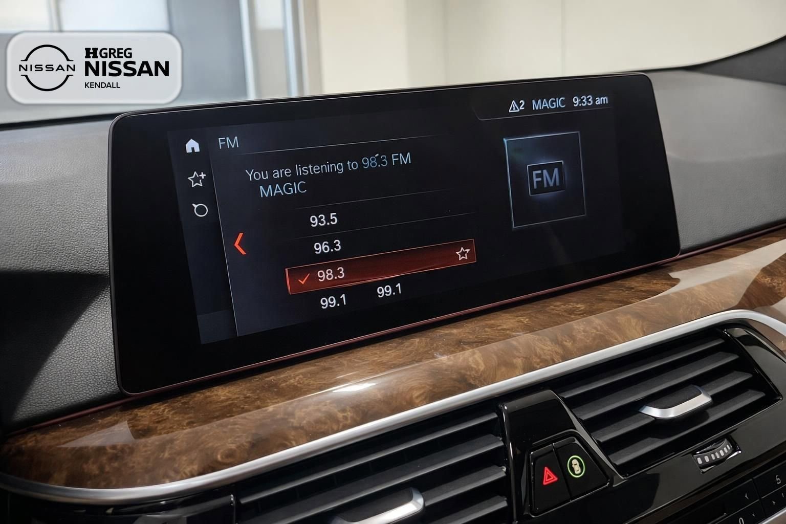 Used 2017 BMW 540i xDrive image 13