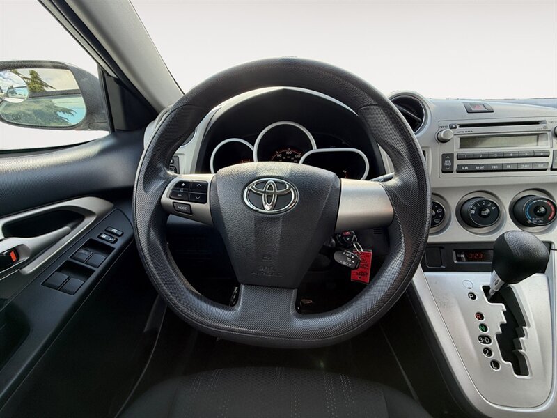 Used 2012 Toyota Matrix L FWD image 13