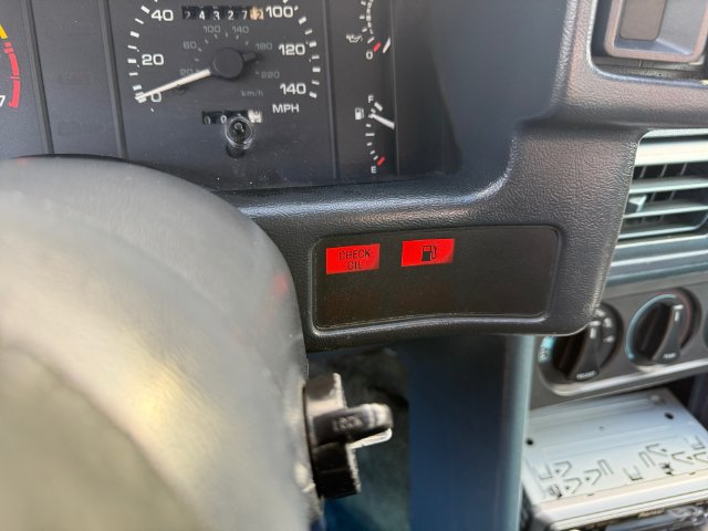 Used 1988 Ford Mustang LX RWD image 24