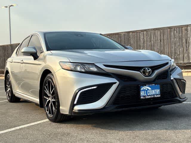Used 2024 Toyota Camry SE FWD image 10