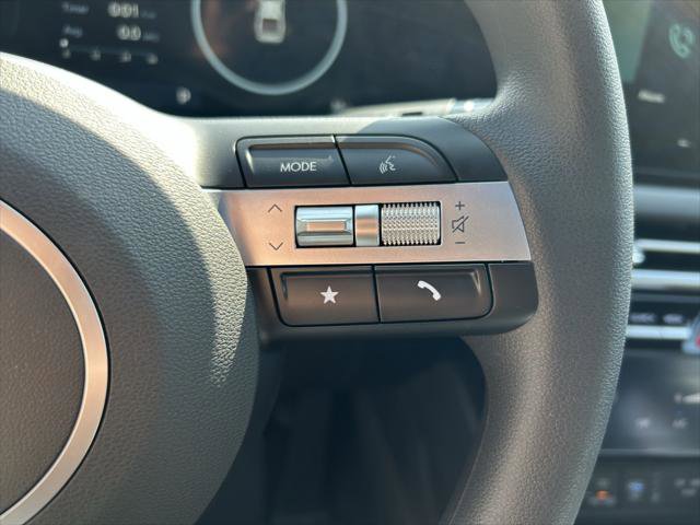 New 2025 Hyundai Santa Cruz SEL image 16