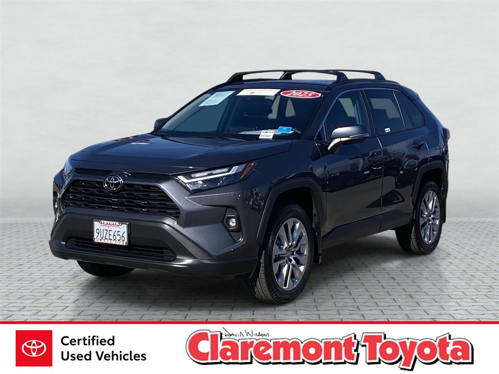 Certified 2025 Toyota RAV4 XLE Premium image 1