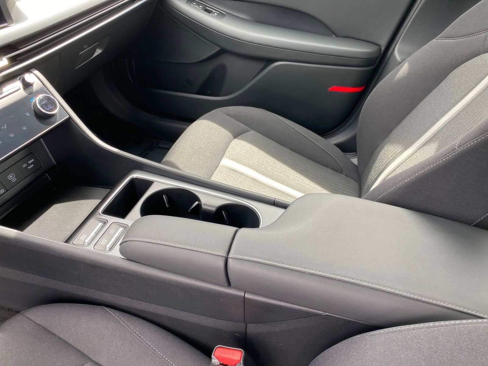 Used 2025 Hyundai Sonata SEL FWD image 41