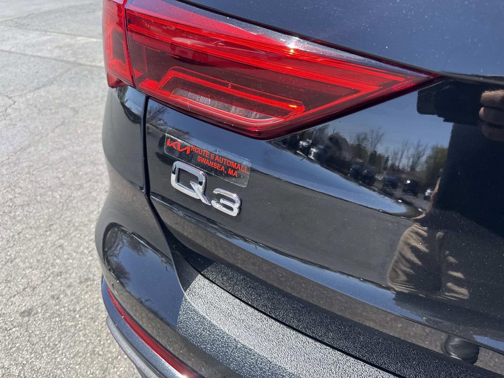 Used 2025 Audi Q3 2.0T Premium AWD/4WD image 5