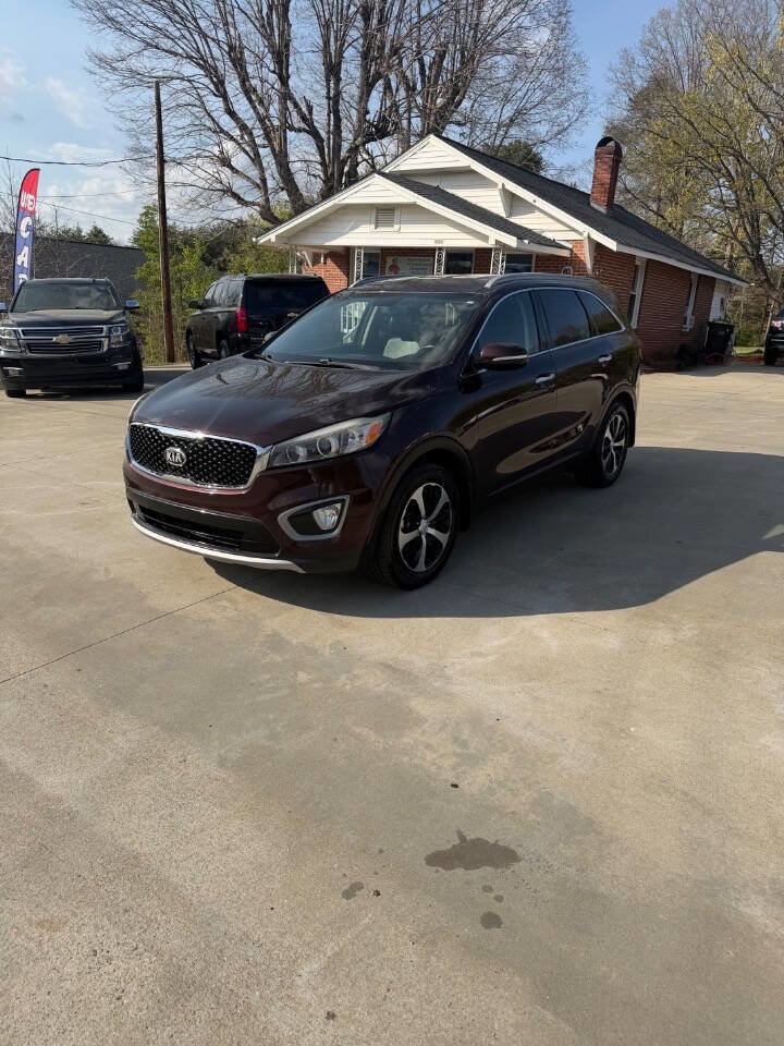 Used 2016 Kia Sorento EX w/ EX Premium Package image 2