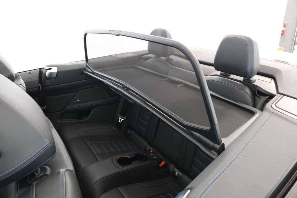 Used 2024 BMW 440i xDrive M440i xDrive Convertible with image 18