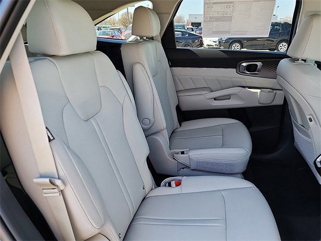 New 2025 Kia Sorento SX image 19