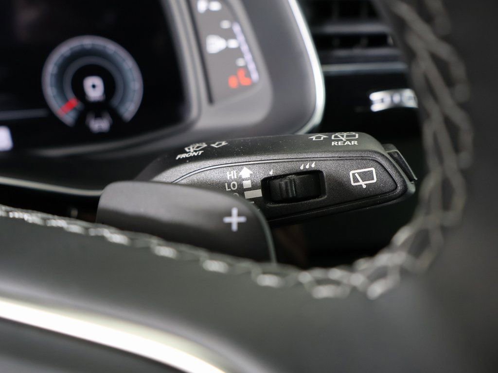 Used 2025 Audi Q7 2.0T Premium w/ Convenience Plus Package image 33